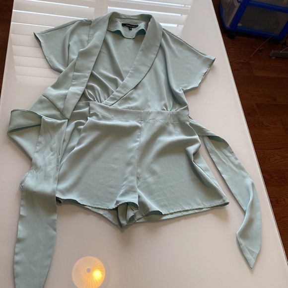 Mint Wrap Romper - Picture 4 of 4